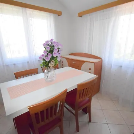 Apartment Gabrijel Malinska